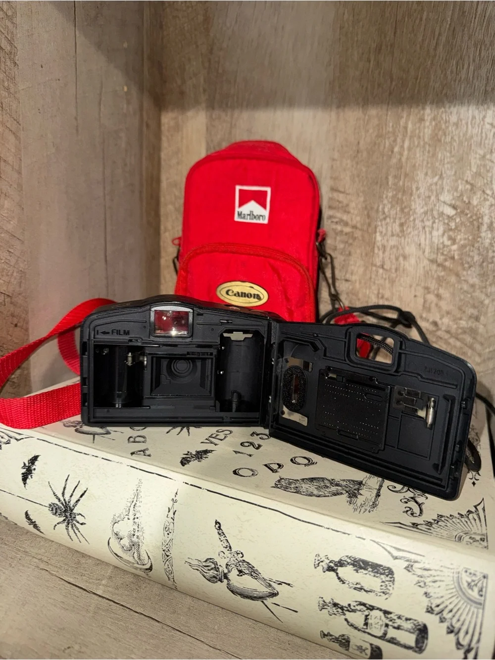 Vintage 80’s Canon Marlboro Nylon Camera Carrying Case w/ Marlboro Camera